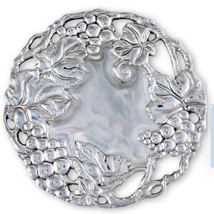 Arthur Court Grapevine metal Trivet New